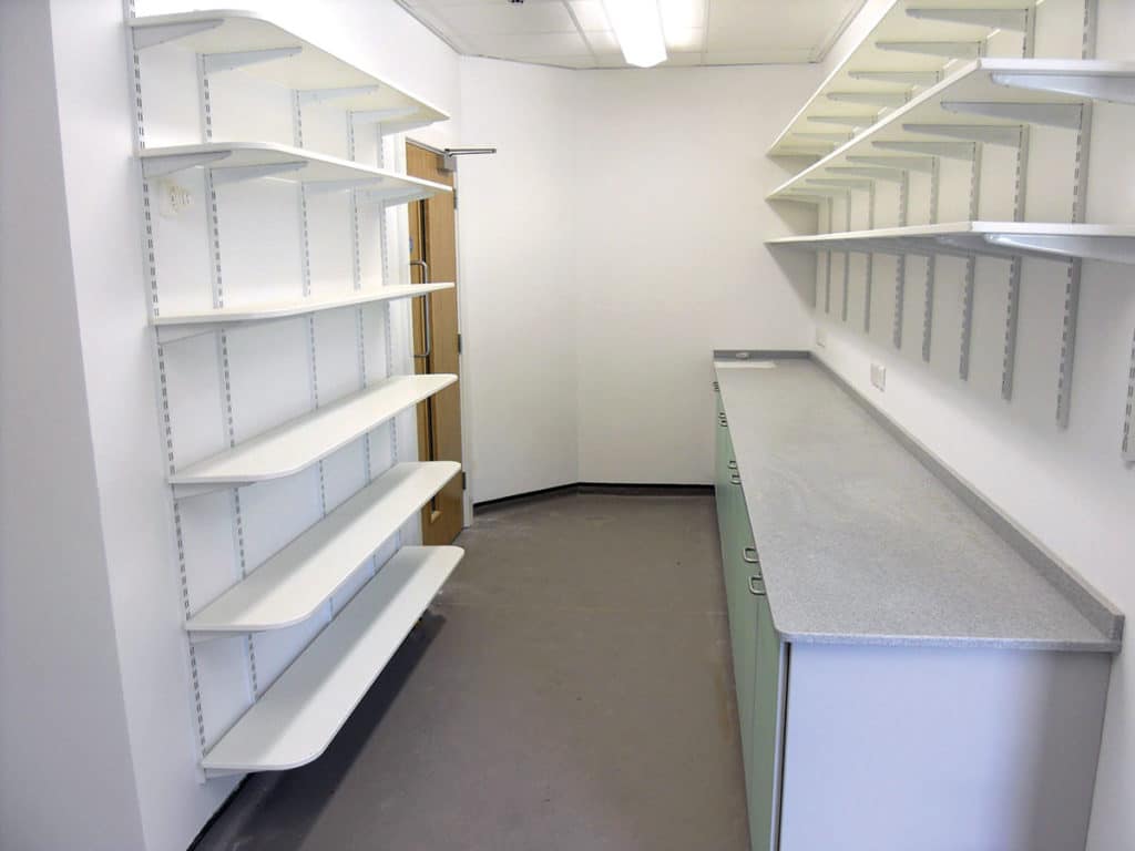 LAB 20 SHELVING AND WORKTOPS