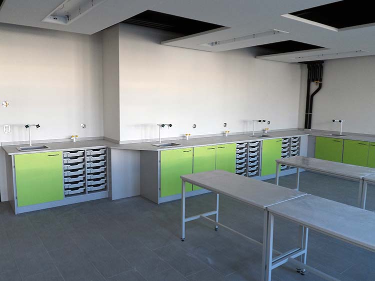 vesltone moveable tables and perimeter benching science classroom