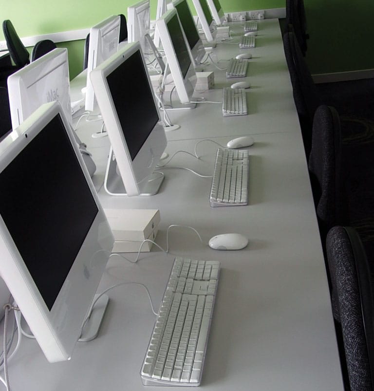 ict suite with computers for large college