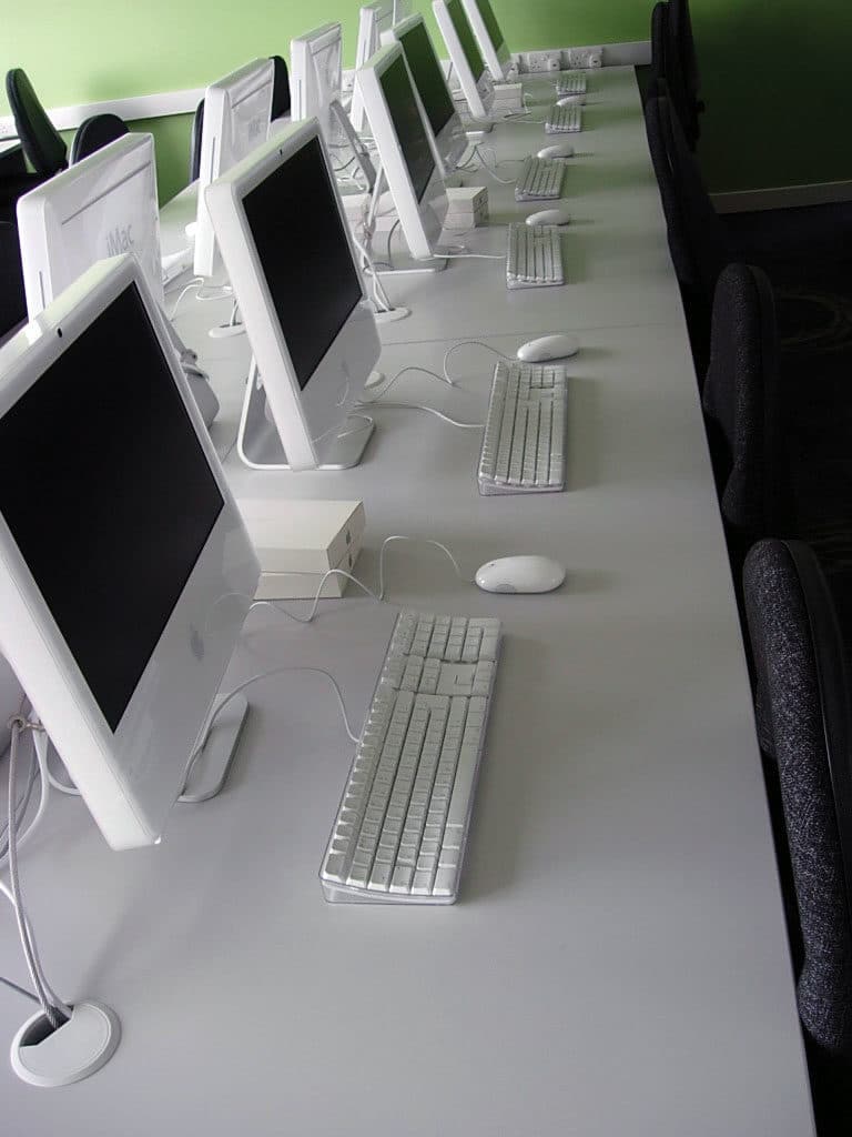 white apple mac computer classroom
